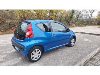 peugeot 107 1.0 2009 god. reg.09/2026 177000 km .odlican