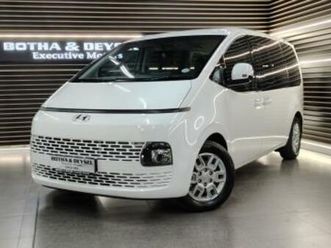 2.2d executive 9-seater