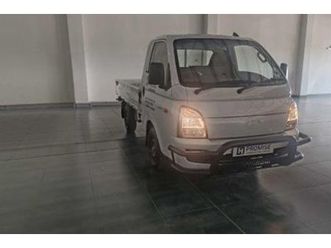 2022 hyundai h100 bakkie 2.6d dropside