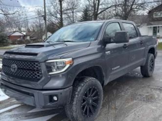toyota tundra * sr5 plus * carfax * без първоначална вноска ≫ 2018 • 58 900 лв. • id