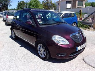 lancia ypsilon 1,4 platino boite auto