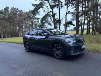 volkswagen id.4 2022 tiny km like new