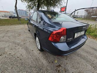 volvo s40 2.0 d, momentum