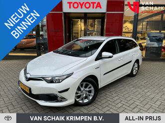 toyota auris touring sports 1.8 hybrid executive