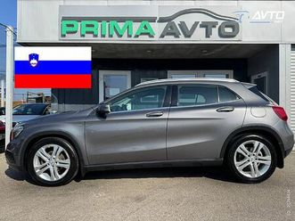mercedes-benz gla-razred style°1.last°slo°led°dig.klima°park.sen°96.000 km