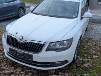skoda superb 3.6 v6 dsg 4x4 elegance combi elegance