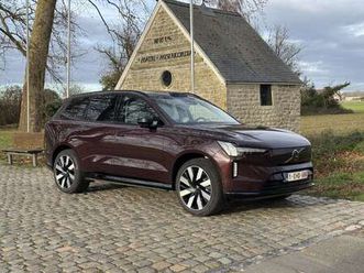 VOLVO EX90 ex90-twin-performance-awd-ultra-7-sitzer-b-w