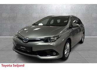 toyota auris touring sports hybrid