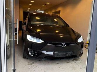 model x 90 kwh dual motor 7 places