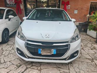 peugeot 208 1.4 hdi 68 cv 5 porte active