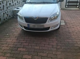 skoda praktik 1.6 tdi lkw zulassung tüv 3/2027 2999€
