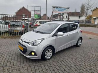 hyundai i10 - 1.0i i-motion comfort