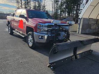 2015 chevy silverado 2500hd crew cab 4x4 mint condition fisher plow