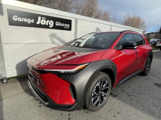 bz4x style 71,4 kwh 2wd