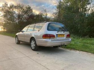 toyota camry 2.2 i gl customwgn 1995 beige — toyota — marktplaats