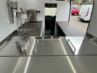 eiswagen eiscafé foodtruck innenausbau storch