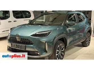 toyota yaris cross, 1.5 l., off-road / crossover
