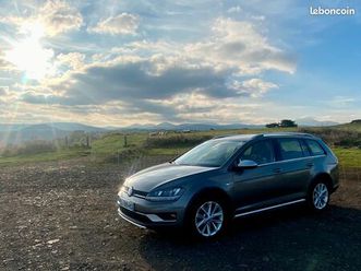 VOLKSWAGEN GOLF SW ALLTRACK vw-golf-vii-alltrack-4motion-1-8-tsi-180