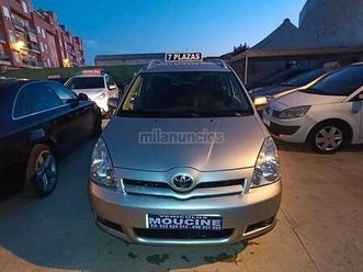 toyota - corolla verso 2.2 d4d 136cv luna