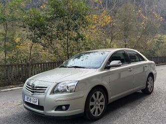 toyota - avensis 2.0 d4d executive