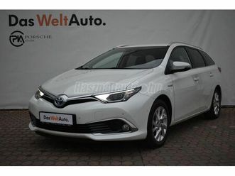 toyota auris touring sports 1.8 hsd executive tss (automata) magyar .1 tulaj