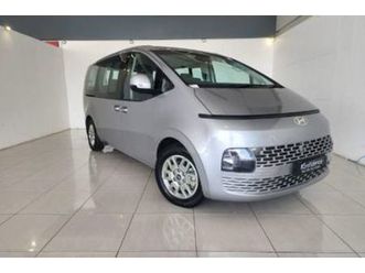 2024 hyundai staria 2.2d luxury auto