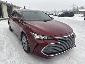 used 2022 toyota avalon xle