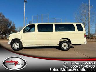 used 1993 ford club wagon wagon super xlt