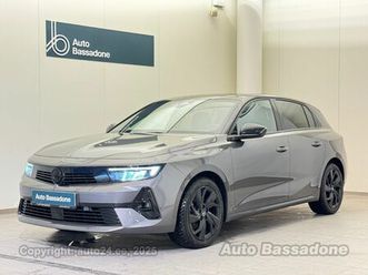 opel astra 5d gs 130 turbo a 1.2 96кв