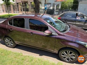 fiat cronos 1.8 precisión