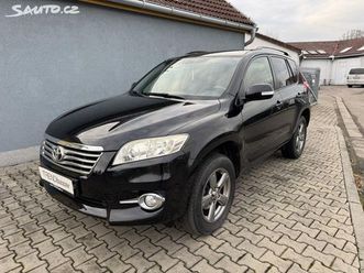 toyota rav4 2,2d-4d 4x4, lux, čr