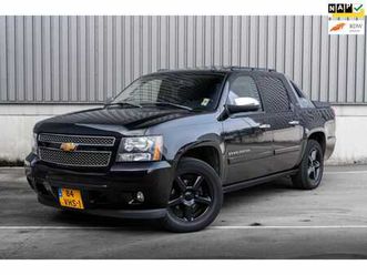 chevrolet avalanche - usa 5.3 v8 4wd grijs kenteken