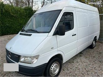 mercedes sprinter 212