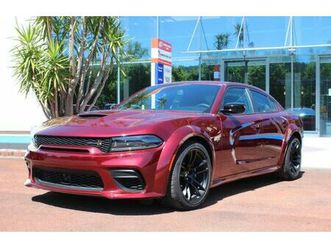 dodge charger 6.4l hemi v8