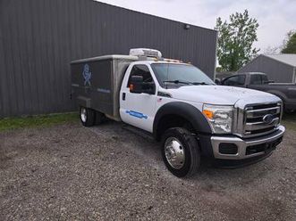 2013 ford f450 xlt super duty regular cab & chassis with catering box