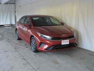 used 2023 kia forte lxs