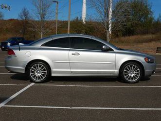 2009 volvo c70 convertible-winter priced,6 speed manual trans