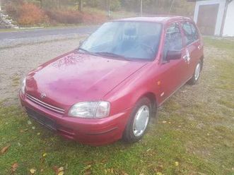 toyota starlet 1,4i xli carat