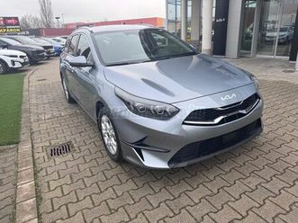 kia cee'd ceed 1.5 t-gdi gold dct automata váltóval.. ada csomaggal