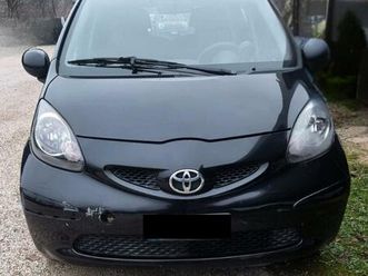 toyota aygo 1.0 5 porte - ok neopatentati