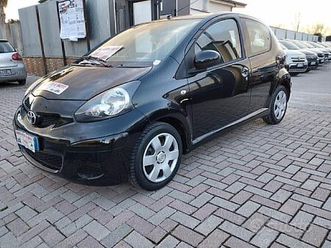 toyota aygo 1.0 climatizzata 79 mila km!