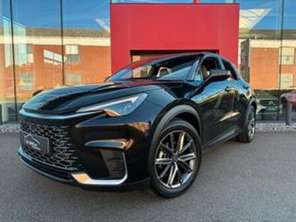 ② nouvelle voiture lexus lbx pleine d'options ! ! ! — lexus — 2ememain