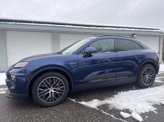 certified 2025 porsche macan 4s