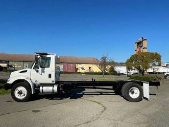 2016 international 4300 cab and chassis **cummins, ca compliant**