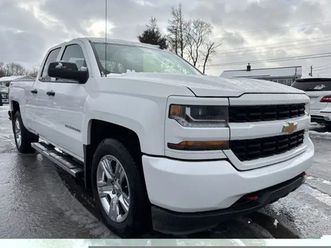 2017 chevrolet silverado 1500 lt double cab / 4wd / aftermarket