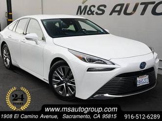 2022 toyota mirai xle sedan oxygen white