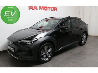 subaru solterra 72.6 kwh awd touring electric