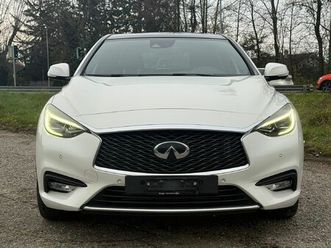 q30 2.2d premium tech awd dct