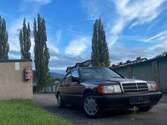 mercedes-benz 190 avantgarde rosso