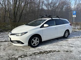 toyota auris 1.4 d4d krajowy serwisowany klima alu tempomat skoczów • olx.pl